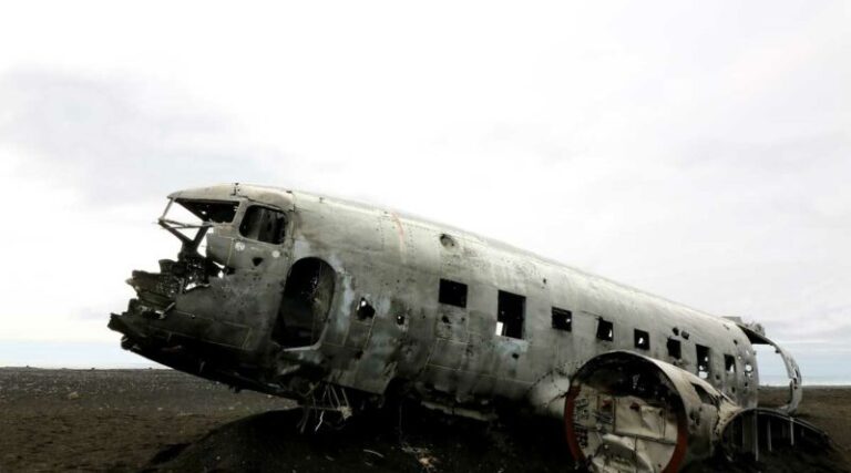 Plane crash image