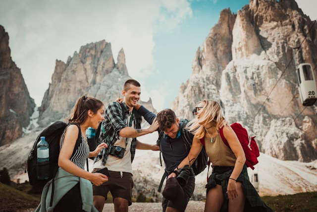 Travel with friends
